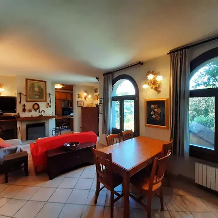 Ferienhaus Suitecastlelakeview 2 *