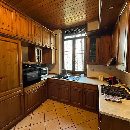 Suitecastlelakeview 2 *